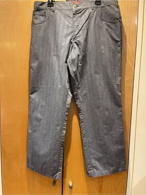 Hard Yakka striped pants UK 38 (U.S. 10)